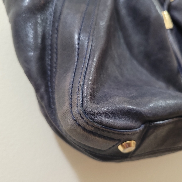 Michael kors bag - Picture 12 of 14